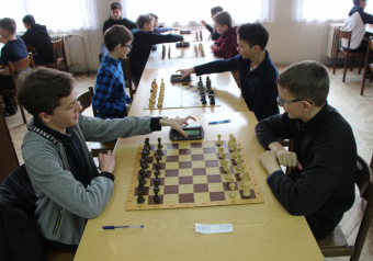 Dvojnásobný postup na Krajském přeboru škol v šachu! ar02TY5QiA.png.