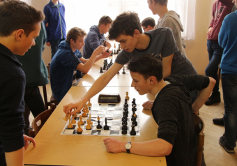 Dvojnásobný postup na Krajském přeboru škol v šachu! G7SgeJpJCb.png.
