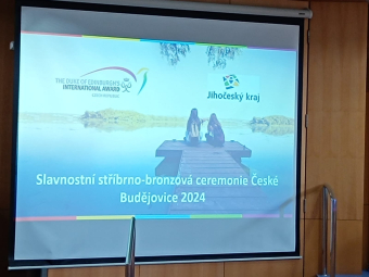 Dofe a slavnostní stříbrno-bronzová ceremonie dofe 4.jpg.