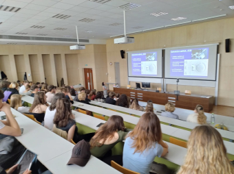 Přednáška o neplodnosti pro Jírovcovku IVF 3.jpg.