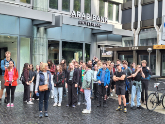 Do Švýcarska za přírodou i antihmotou Cern 4.jpg.