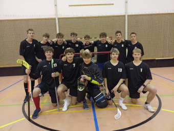 Stříbro z  florbalu Florbal 2.jpg.